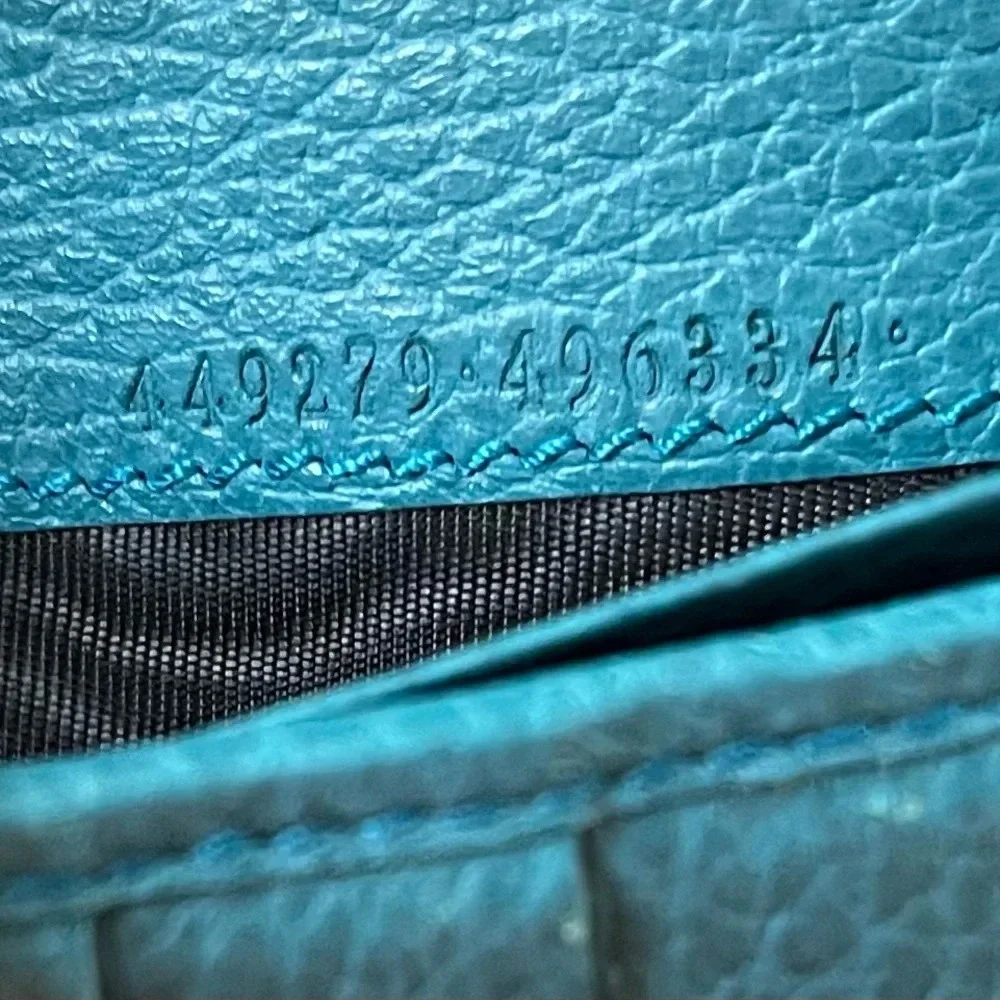 🩵GUCCI Turquoise Blue GG Calfskin Continental Wallet